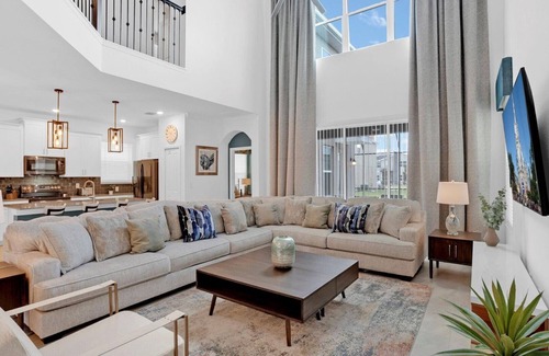 Kissimmee House | Luxury Contemporary Style House on Storey Lake Resort, Orlando House 6159