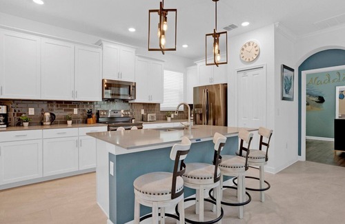 Kissimmee House | Luxury Contemporary Style House on Storey Lake Resort, Orlando House 6159