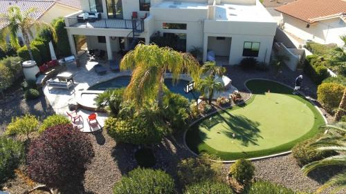Fountain Hills House | Luxury Contemporary Sanctuary w Pool and Views