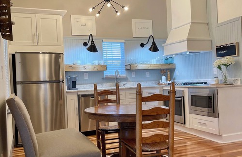 Spencer Cottage | Luxury Cottage Escape Near Fall Creek Falls Park