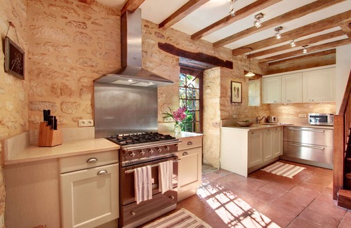 Beynac-et-Cazenac House | Luxury Cottage Next to Medieval Castle with Stunning Valley Views!