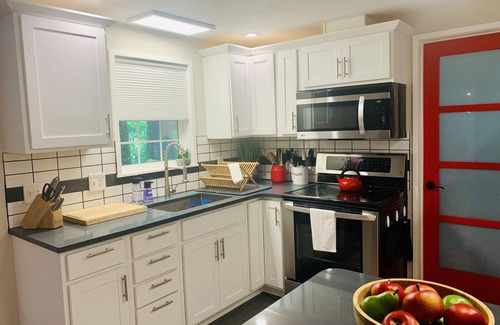 Enumclaw Cottage | Luxury Cottage in the Woods with Movie Theater! :)