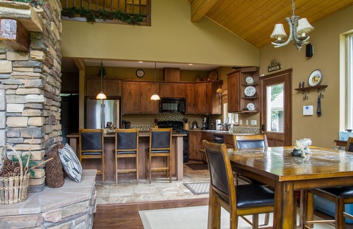 Packwood Cabin | Luxury cottage, perfect getaway to relax or explore the outdoors