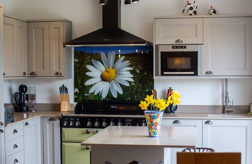 Lydney Cottage | Luxury Cottage with hot tub in the Forest of Dean