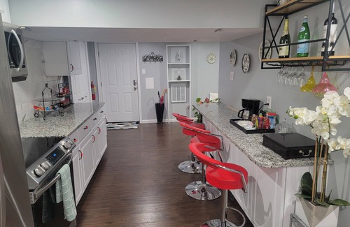 Stony Run Apartment | Luxury Country Cottage guest suite