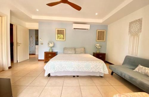 Playa Langosta Apartment | Luxury & Cozy 2bdr Beautiful terrace Fast wifi