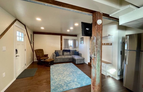 Ketchikan Apartment | Luxury Craftsman Downtown Lodgingnn