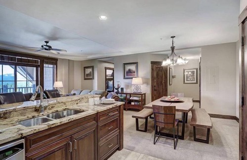 Breckenridge Condo | Luxury Crystal Peak Lodge 3 Bedroom Condo - Ski In, Ski Out