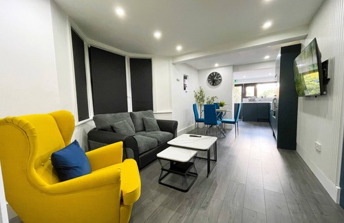 Harringay House | Luxury Deluxe Double Room In Guest House | Vibrant London