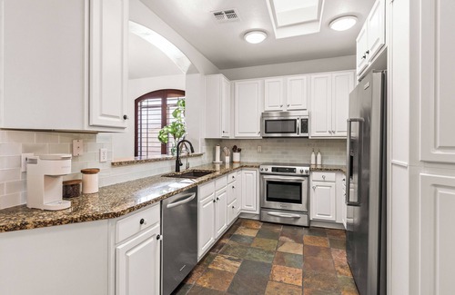 North Scottsdale House | Luxury Desert Escape in Prime Location — near shopping, golf, & Mayo Clinic