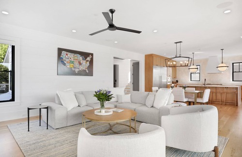 Isle of Palms House | Luxury Designer Home, HEATED Pool & Hot Tub, Elevator, Across From Beach Access