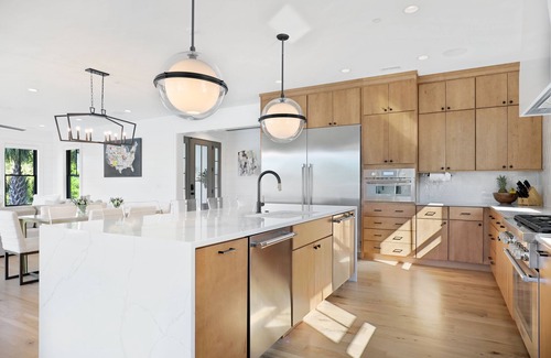 Isle of Palms House | Luxury Designer Home, HEATED Pool & Hot Tub, Elevator, Across From Beach Access
