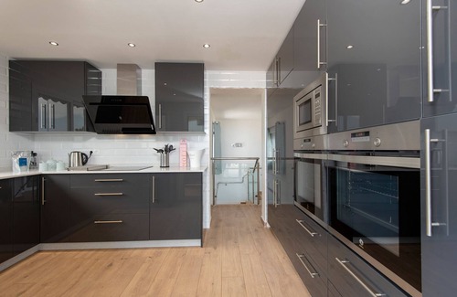 Benalmadena Villa | Luxury Detached Villa with Sea views & large Saltwater heatable pool