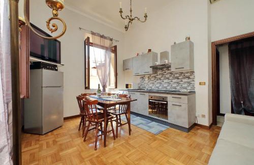 Esquilino Apartment | Luxury Domus AmaDora