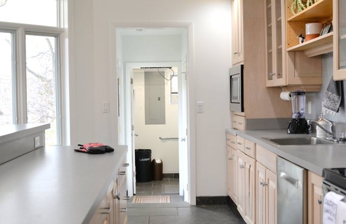 CUF House | luxury downtown Business and event house sleep 17