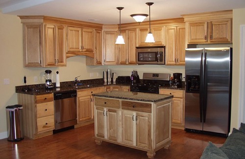 New Buffalo Apartment | Luxury Downtown Getaway: 2BR Condo Near New Buffalo’s Top Attractions!