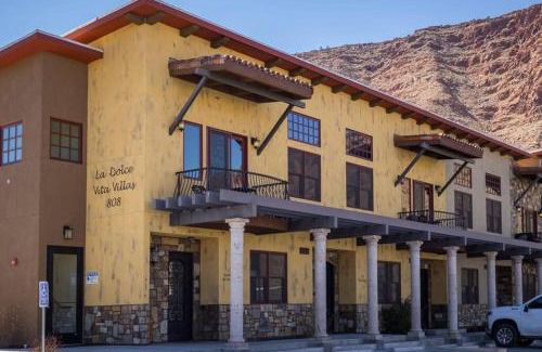 Moab Apartment | Luxury Downtown Rental - La Dolce Vita Villa #4