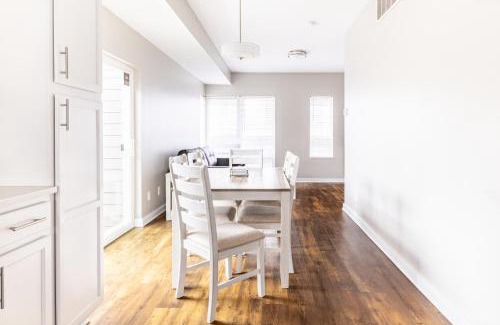 Downtown Cleveland House | Luxury Downtown Townhome Private Garage Unit 6