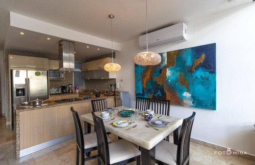 Zazil-ha Condo | Luxury Duplex Modern condo just Updated! New Ixina Kitchen!