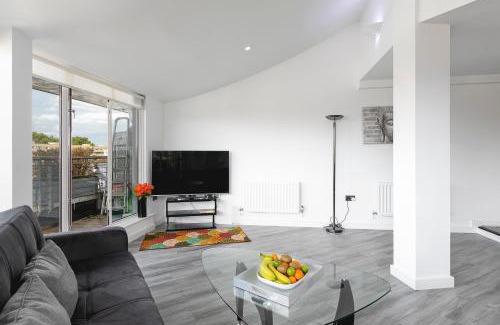 Bayswater Apartment | * Luxury DUPLEX Penthouse *