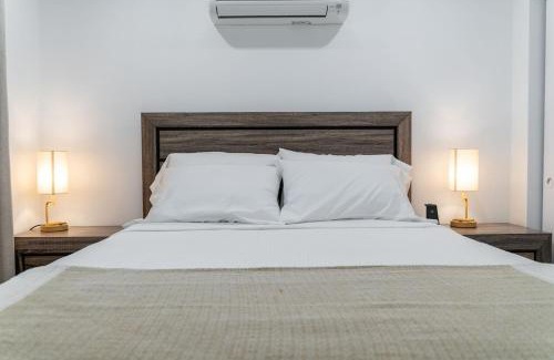 University Place Villa | Luxury Duplex Smart Toilet AC BBQ