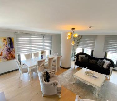 Kagithane Apartment | Luxury Duplex with Terrace Apartment by Siena Suites