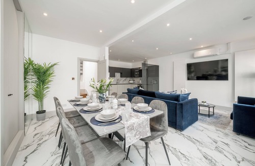 Belgravia House | Luxury Eaton Mews House in London