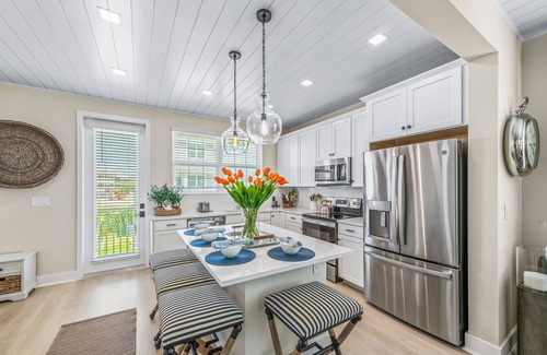 Cortez House | Luxury eco-friendly home, Boat Slip, Tesla Charger -Salt and Sand at Hunter's Po