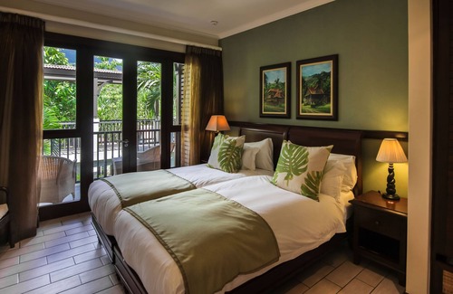 Eden Island Apartment | Luxury Eden Island Apt - 1st Floor,quiet,WiFi,near beach,pool- Health Certified