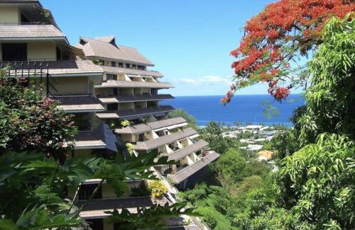 Punaauia House | Luxury Eden & SPA - private jacuzzi - Sunset lagoon view - pool - Wifi