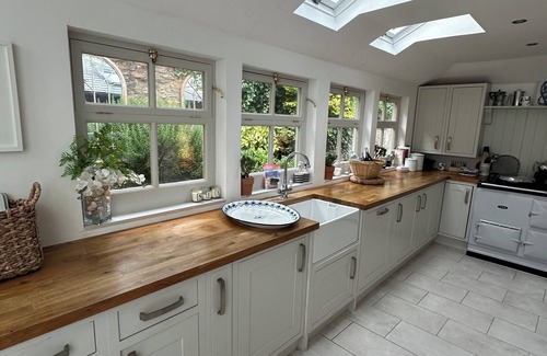 Leven House | Luxury Elie Beach side Cottage with Garden