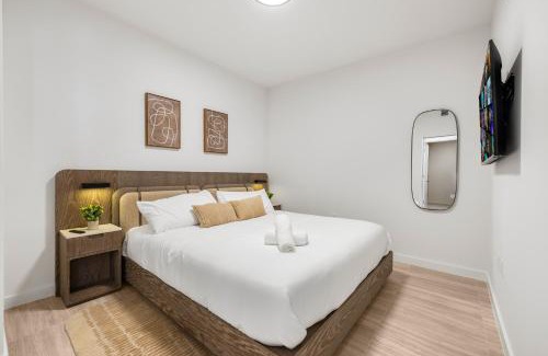 North Beach Apartment | Luxury Escape At 72 Park