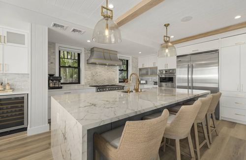 Eastern Honolulu House | Luxury Estate w/Chef's Kitchen, Ocean View, Private Pool & Spa: Niu Beach Estate