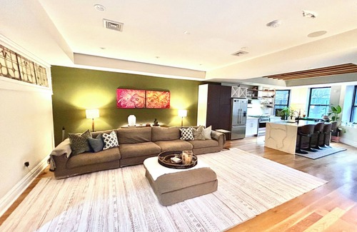 Ocean Hill House | Luxury Extended Stays. King Beds. 3 Bedrooms. Manhattan 20 Mins. 5 Subway Lines