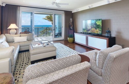 Kahuku Villa | Luxury Family Beachfront Turtle Bay Ocean Villa G218