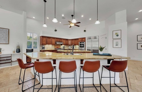 Circle G Riggs Homestead House | Luxury Family Retreat with Resort-Style Amenities