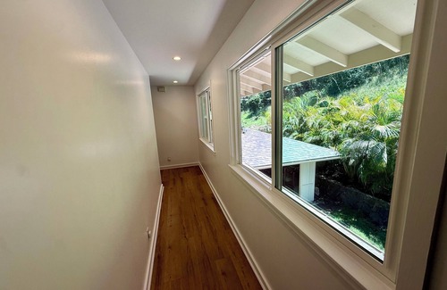 Waialee Villa | Luxury family villa 5bd - Ocean Views - Center of North Shore