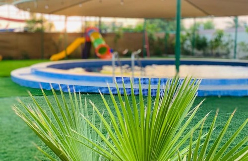 Abu Dhabi Villa | Luxury Farm 2 with Swimming Pool