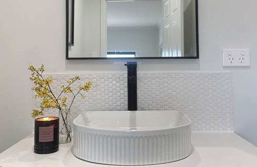 Middle Arm Other | Luxury Farmhouse Getaway - Only 2hrs From Sydney