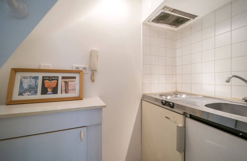 17th Arrondissement Batignolles-Monceau Apartment | Luxury flat with large private garden & patio recently refurbished