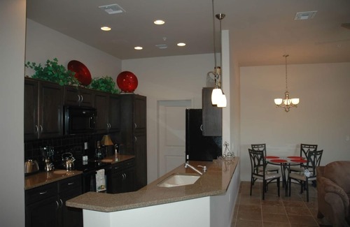 Tucson Condo | Luxury Foothills Condo - Resort Style Living