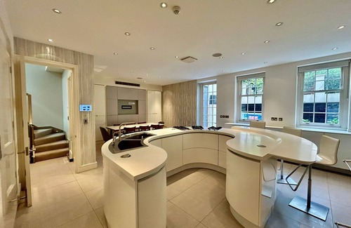 Haverstock House | Luxury Four Bedroom Home in Mayfair