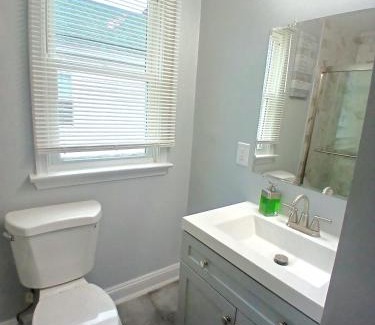 Northeast Bed & Breakfast | Luxury & Friendly Private Room in DC
