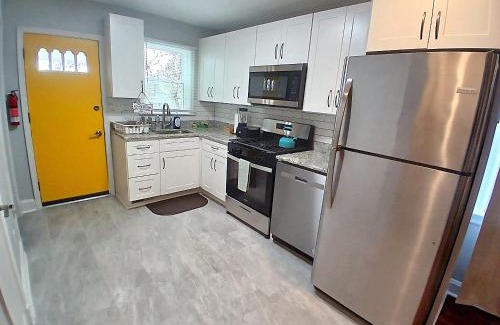 Northeast Bed & Breakfast | Luxury & Friendly Private Room in DC