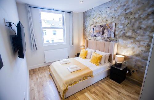 Fulham Broadway Apartment | Luxury Fulham 3 bedroom Garden House