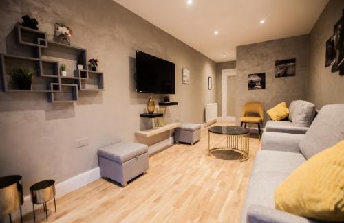 Fulham Broadway Apartment | Luxury Fulham 3 bedroom Garden House