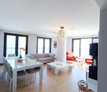 Kagithane Apartment | Luxury Fully Equipped 3BR 2BA Apartment by Siena Suites