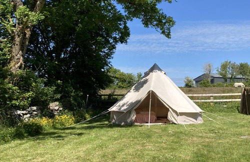 Corofin RV Rental | Luxury Garden Glamping in the Heart of the Burren