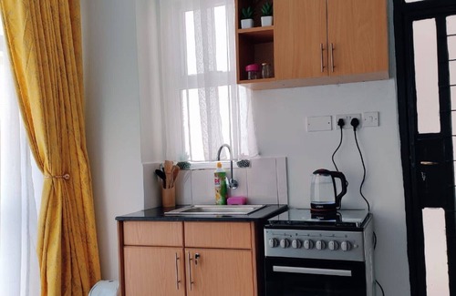 Nairobi Apartment | Luxury Gem Racecourse Gardens With Gym And Pool