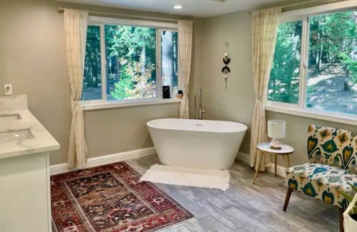 Nevada City House | Luxury Getaway in National Forest on 7 Acres